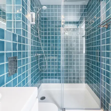 Olala Oriente Suites A Gæstehus Lisboa