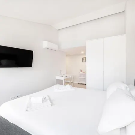 Olala Oriente Suites Ii Pensión *