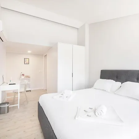 Olala Oriente Suites Ii *